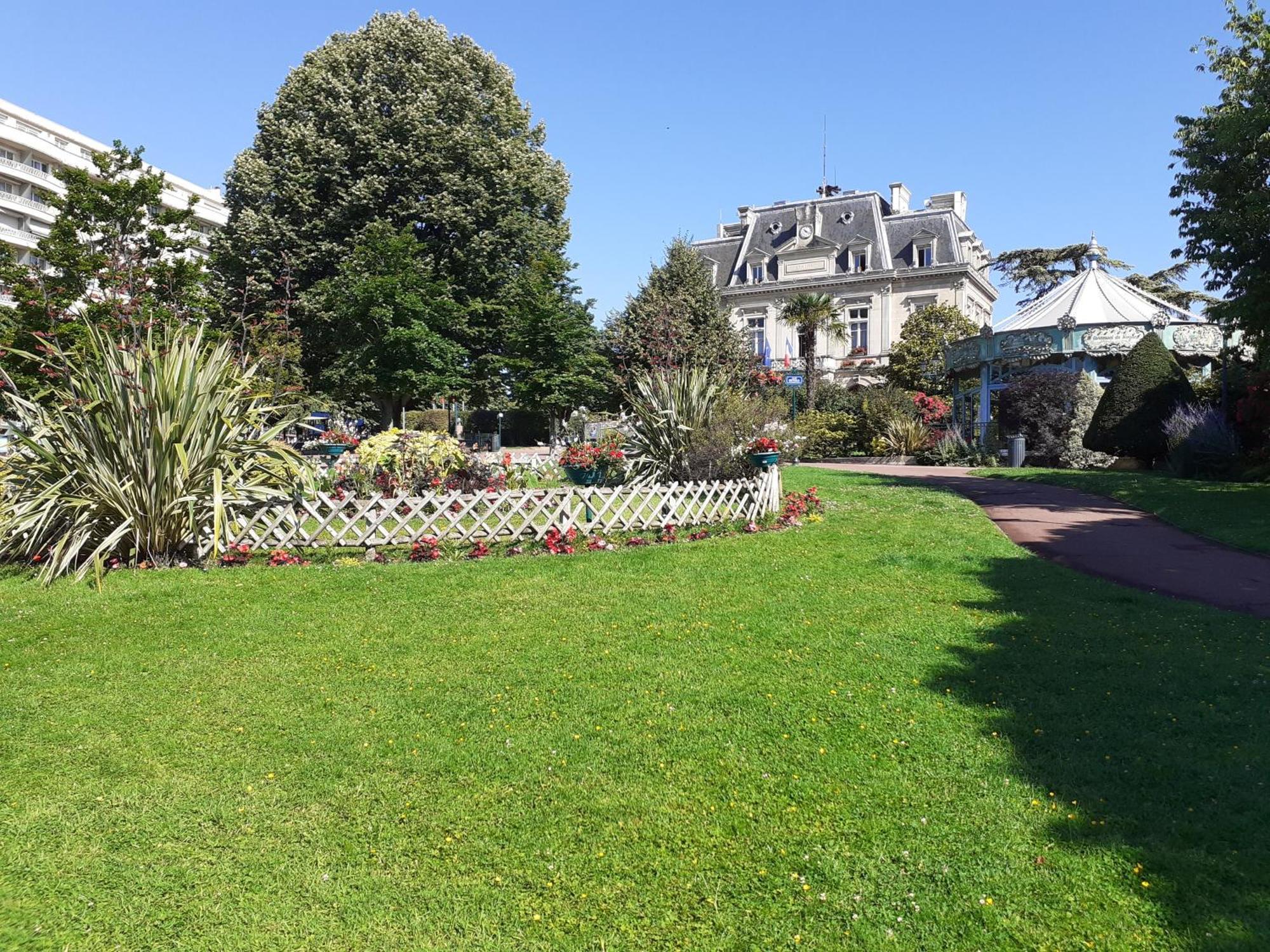Maison Individuelle Avec Terrasse Nogent Sur Marne Nogent-sur-Marne Exterior foto